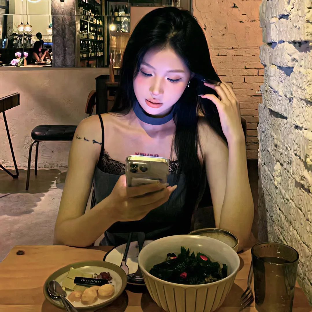 全网热搜 · 栏目配图